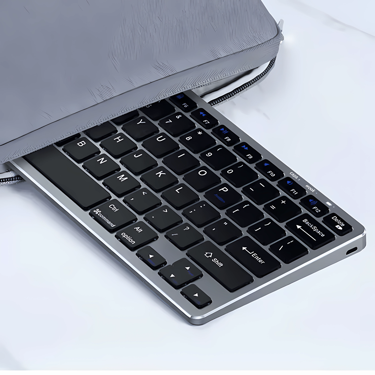 Set Tastatură Slim & Mouse Wireless Bervolo® Essential, Triplă Conectivitate, Reîncărcabile Type-C, Bluetooth & USB, Ultra-Slim, Compatibil Windows/Mac/Android/iOS, 78 Taste Silențioase, Gri Antracit